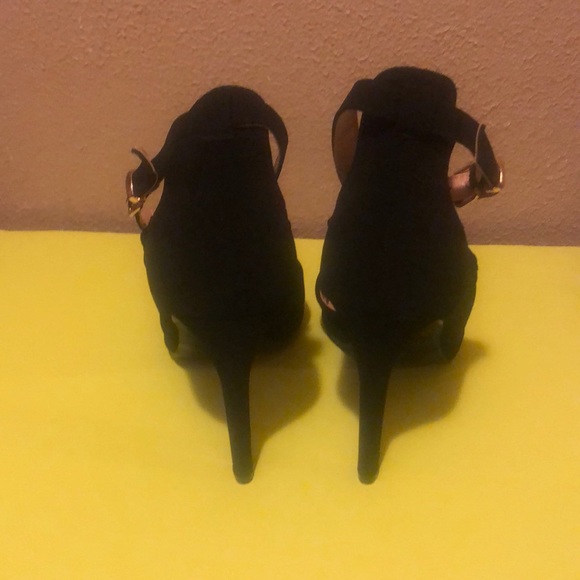 Women’s High Heel Shoes Size 10, by Lulus - Picture 3 of 4